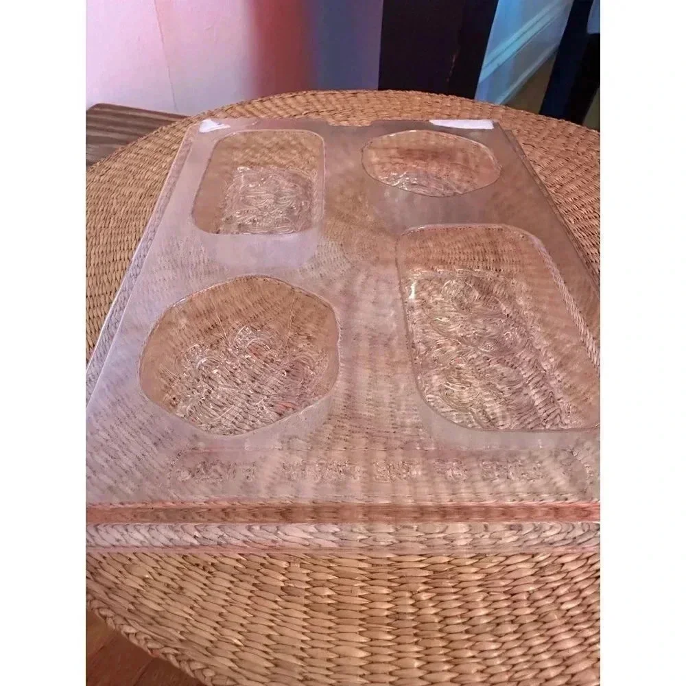 Hard Plastic Floral Mold
